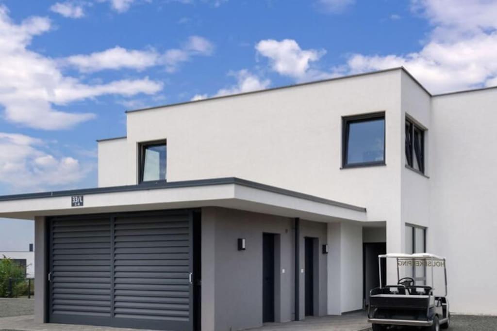 Luxus Appartement Am Golfplatz Und Therme Lutzmannsburg Zsira Exterior foto